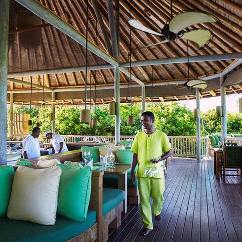 SIX SENSES LAAMU LEAF