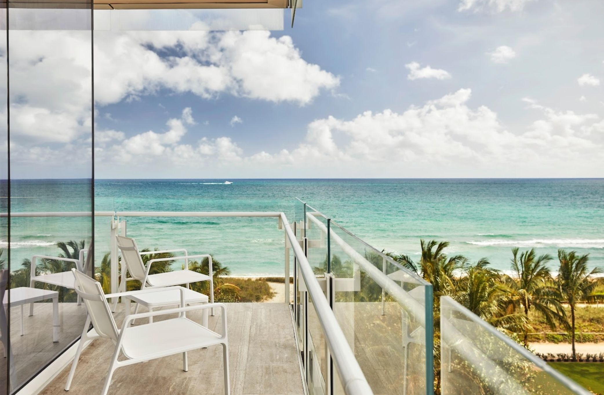 Four Seasons Hotel at The Surf Club, Surfside, Florida